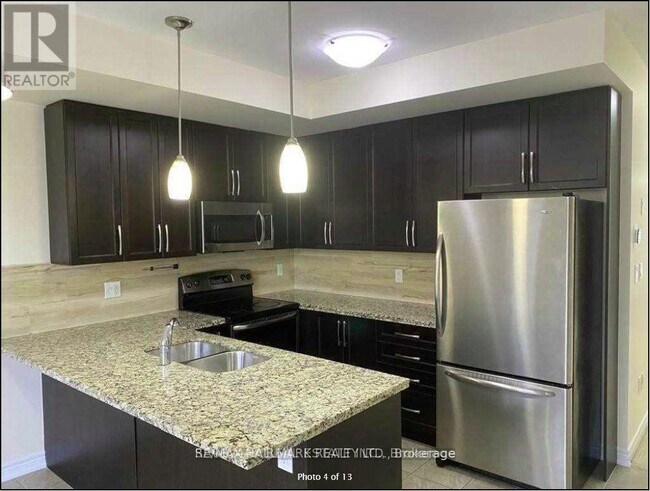 Photo du bâtiment - 4141 Palermo Common