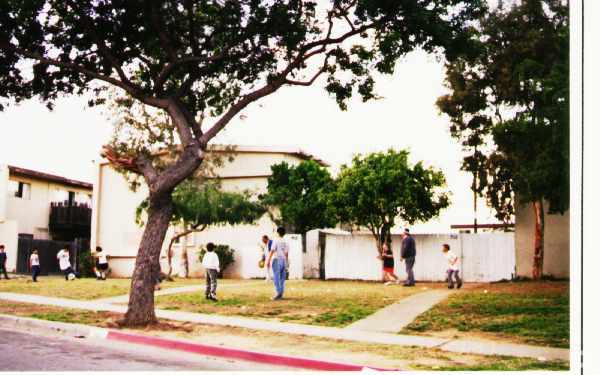 Foto del edificio - 758 Shalimar Dr