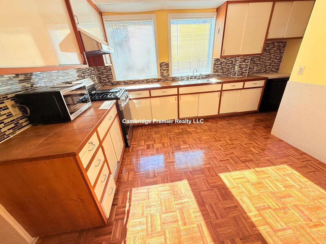 Foto principal - 10 Packard Ave