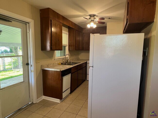Foto del edificio - 314 Palomino Ln
