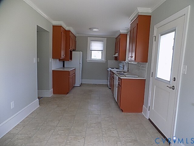 Foto del edificio - 5300 River Rd