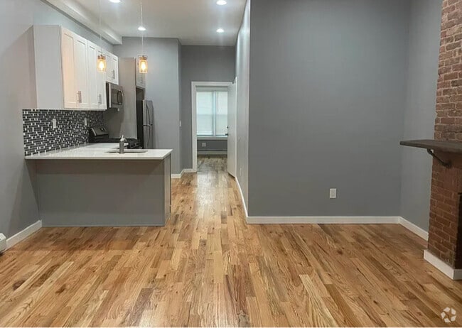Building Photo - 473 Bergen Ave
