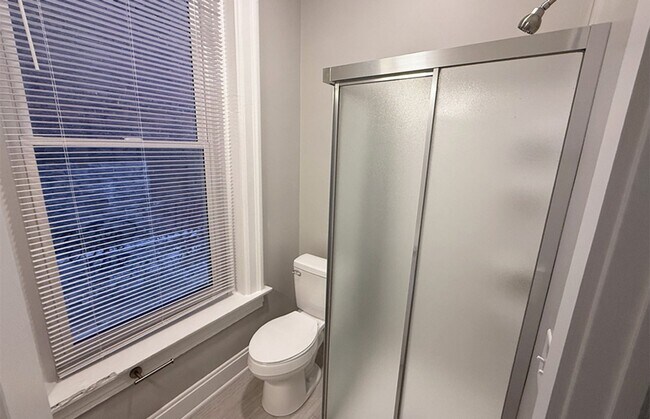 Foto del edificio - 2724 Jefferson Ave