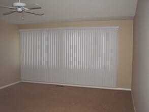 Building Photo - 302 Michelle Ct