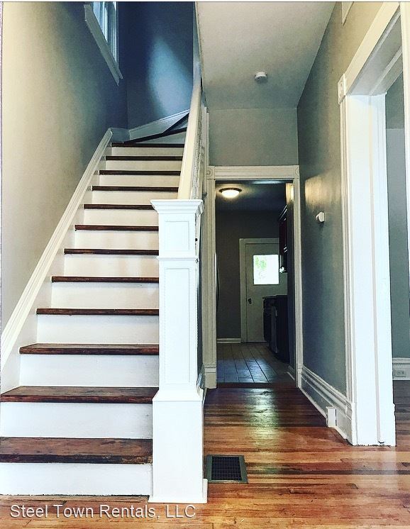 Building Photo - 5 br, 2 bath House - 3149 Brackenridge Street
