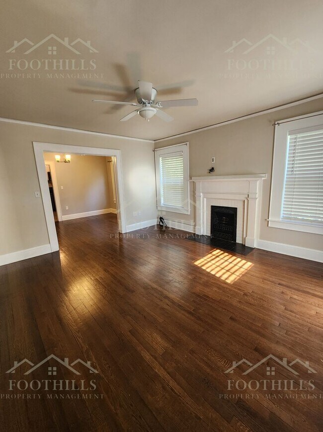 Foto del edificio - 709 E Calhoun St