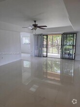 Building Photo - 8415 SW 107th Ave