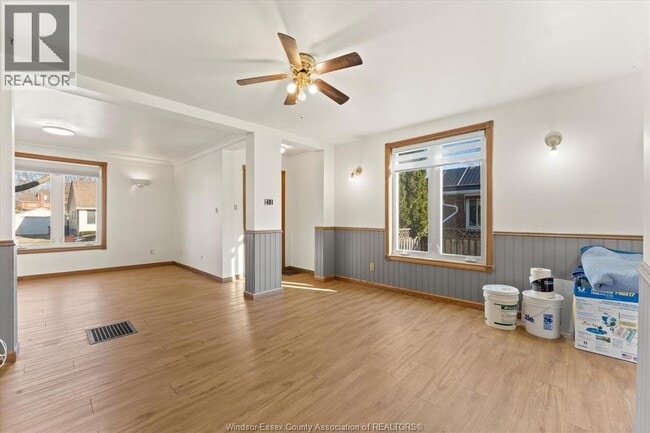 Building Photo - 77 Maple Ave