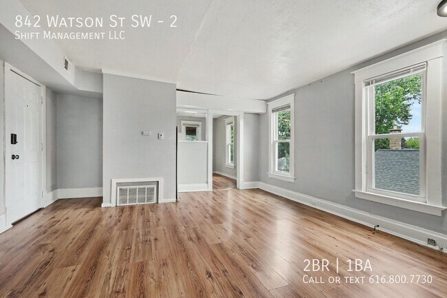 Foto del edificio - 842 Watson St SW