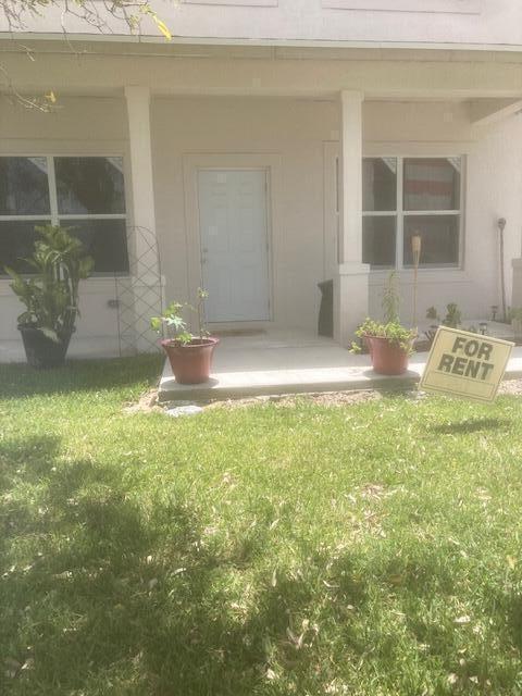 Foto principal - 718 15th St