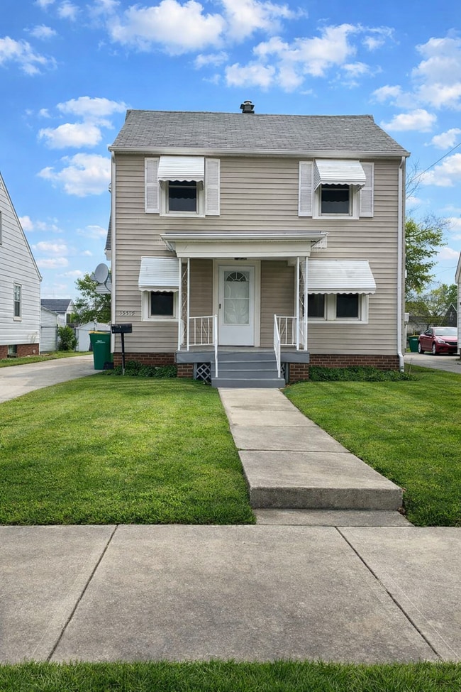 Building Photo - 15519 Fernway Dr