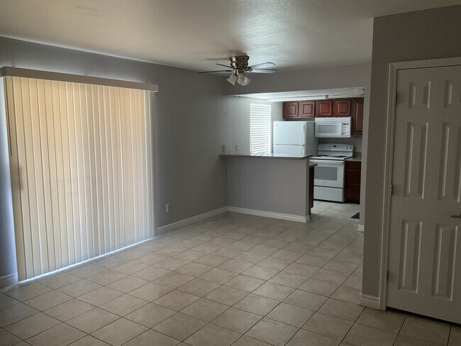 Foto del edificio - 4965 Indian River Dr