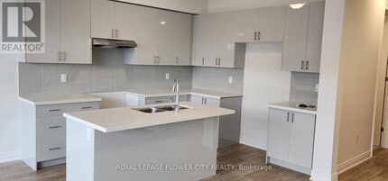 Building Photo - 651 Pollock Grv