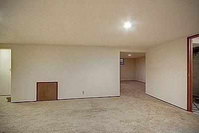 Building Photo - 3 bedroom in Seattle WA 98136