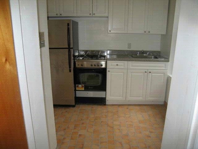 Building Photo - 565 W 148th St