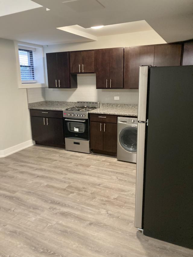 Foto del edificio - 1 bedroom in Chicago IL 60614