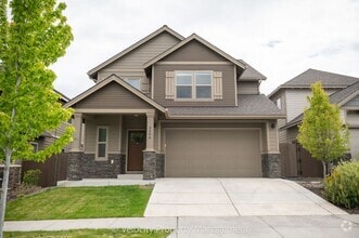 Building Photo - 3506 Northeast Crystal Springs Drive