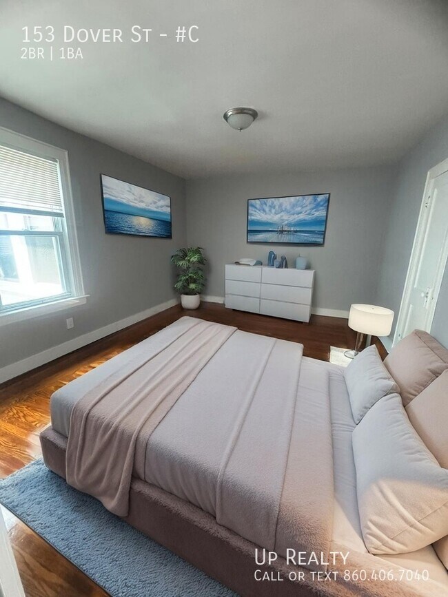 Building Photo - 153 Dover St