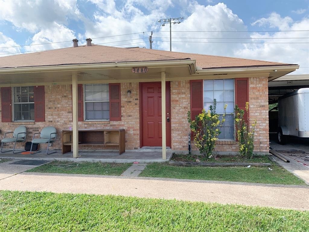Primary Photo - 3440 Lantern Ln