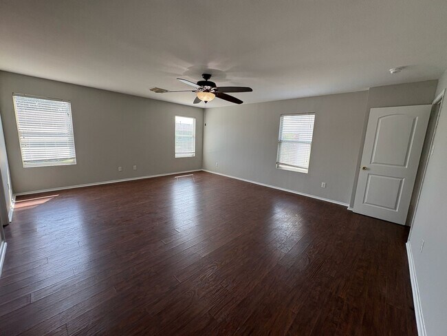 Foto del edificio - 7810 Maverick Trace Ln