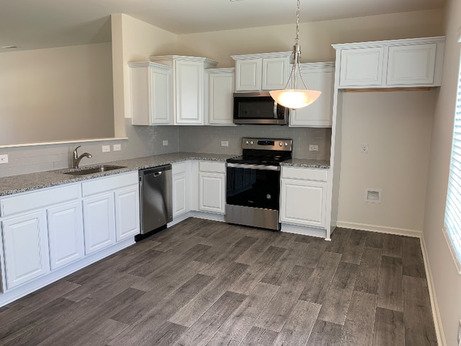 Building Photo - 3852 Tersk Dr