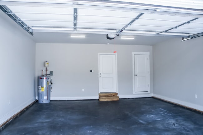 Building Photo - 2953 Corral Rd