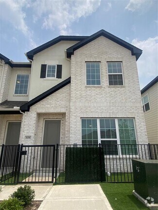 Building Photo - 12400 Greens Rd