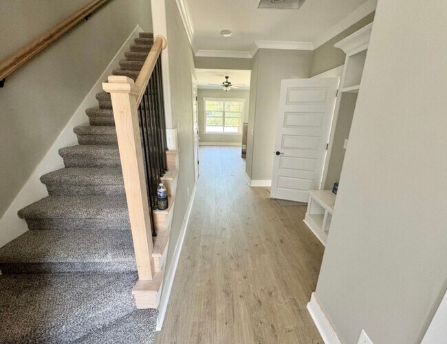 Foto del edificio - Brand new beautiful home in Clarksville