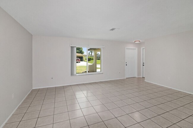 Foto del edificio - Hourglass Lakes Annual Home for Rent