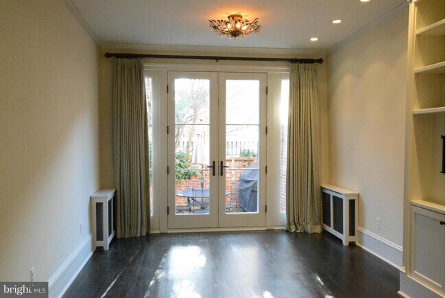 Foto del edificio - 2706 N St NW