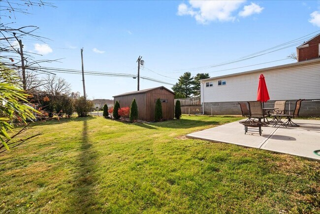 Building Photo - Updated Single Family Home for Lease