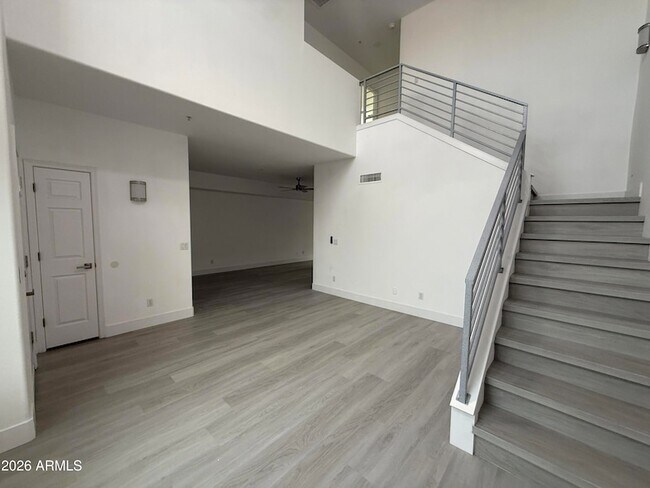 Foto del edificio - 12820 N Mountainside Dr