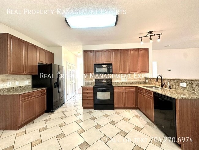 Building Photo - 4775 Covington Dr NW