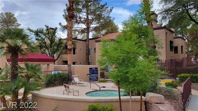 Building Photo - 9325 W Desert Inn Rd