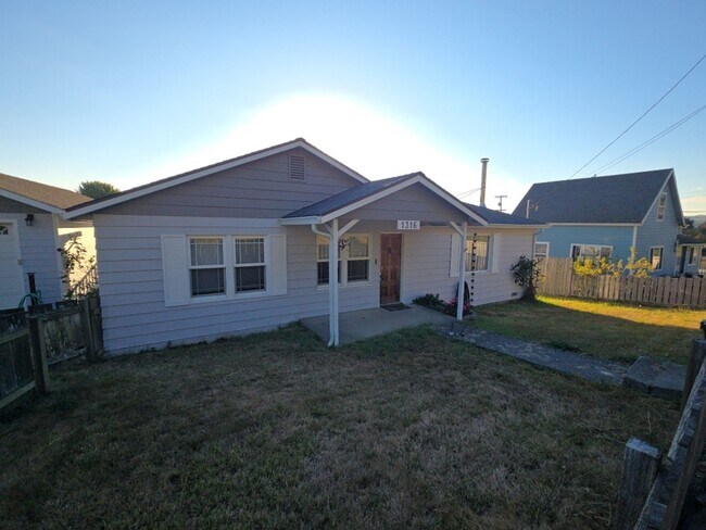 Foto del edificio - 1316 Rohnerville Rd