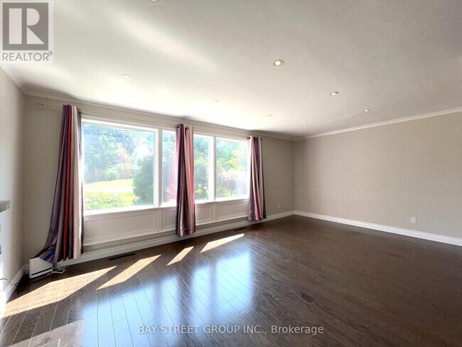 Building Photo - 80 Hostein Dr