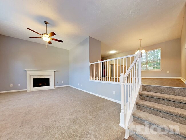 Building Photo - 71 Caroline Ln