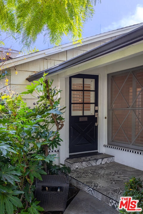 Building Photo - 14006 Runnymede St