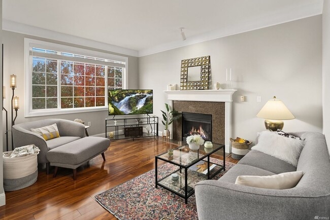 Photo - Renton/Talbot area Townhome in gated community!  3 bedroom 3.5 bathroom. Available NOW!!