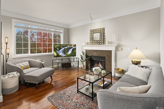 Foto del edificio - Renton/Talbot area Townhome in gated community!  3 bedroom 3.5 bathroom. Available NOW!!