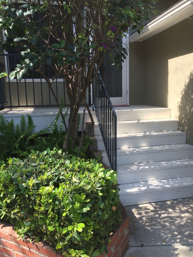 Building Photo - 17975 Boris Dr
