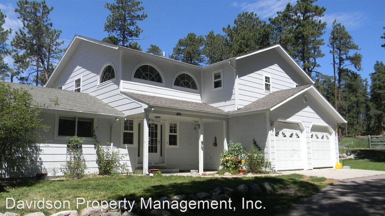 Primary Photo - 3 br, 2.5 bath House - 6060 Vessey Rd
