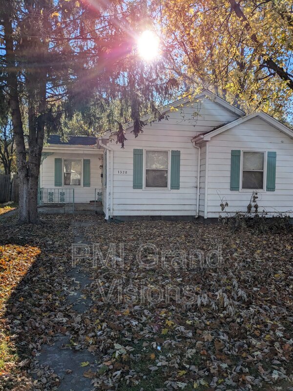 Primary Photo - 1328 S 6th St