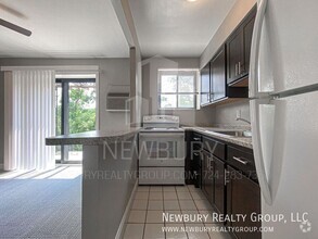Building Photo - 1459 Poplar St