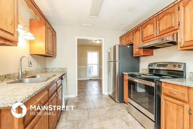 Foto del edificio - 305 Short Ct