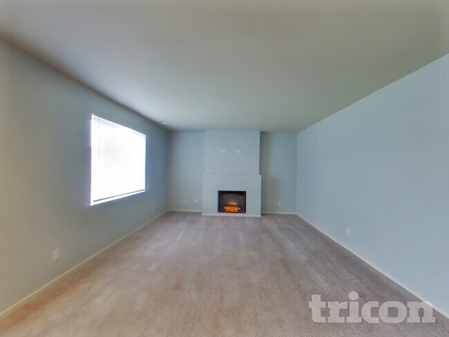 Foto del edificio - 730 205th St Ct E