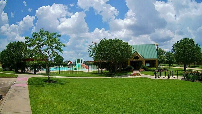 Foto del edificio - 7419 Sabinal Creek Dr