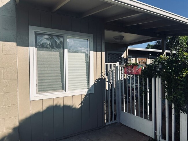 Building Photo - 606 Kaulani Way