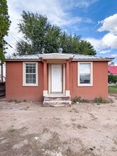 Building Photo - 706 N Leech St