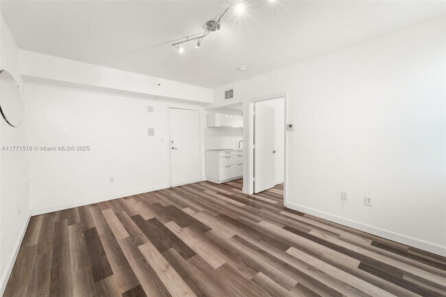 Foto del edificio - 1550 Drexel Ave